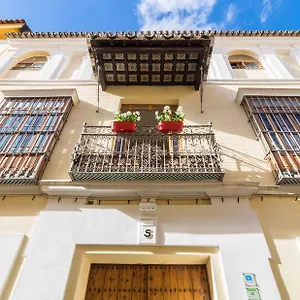 la-casa-del-conde-de-gelves-apartments.es-andalucia.com/